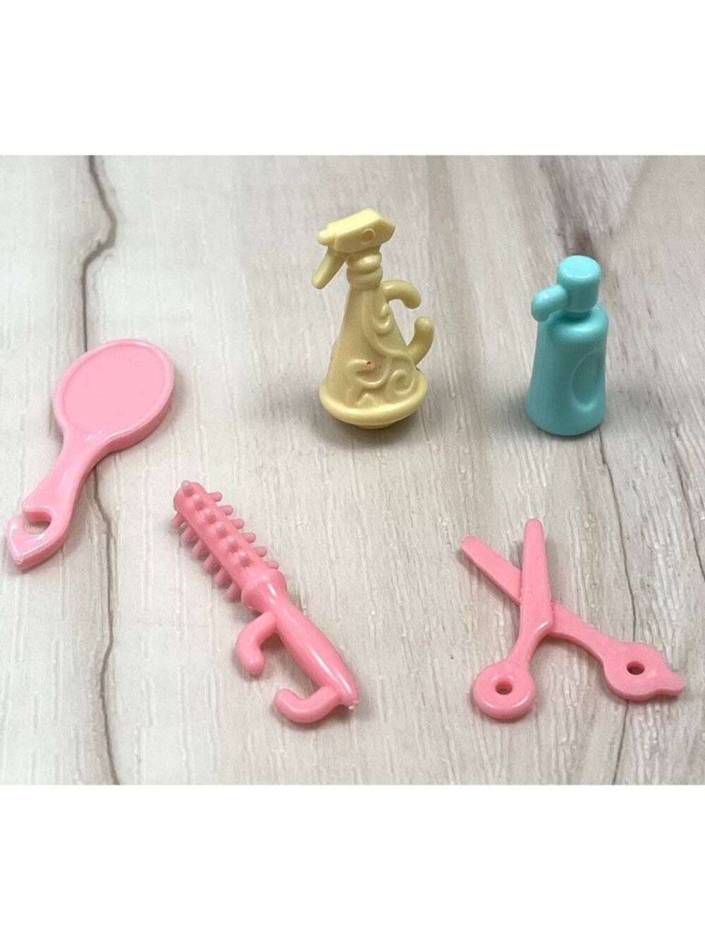 5pc Lot MATTEL Barbie Vanity Salon Accessories Scissors Curling Iron Mirror EUC